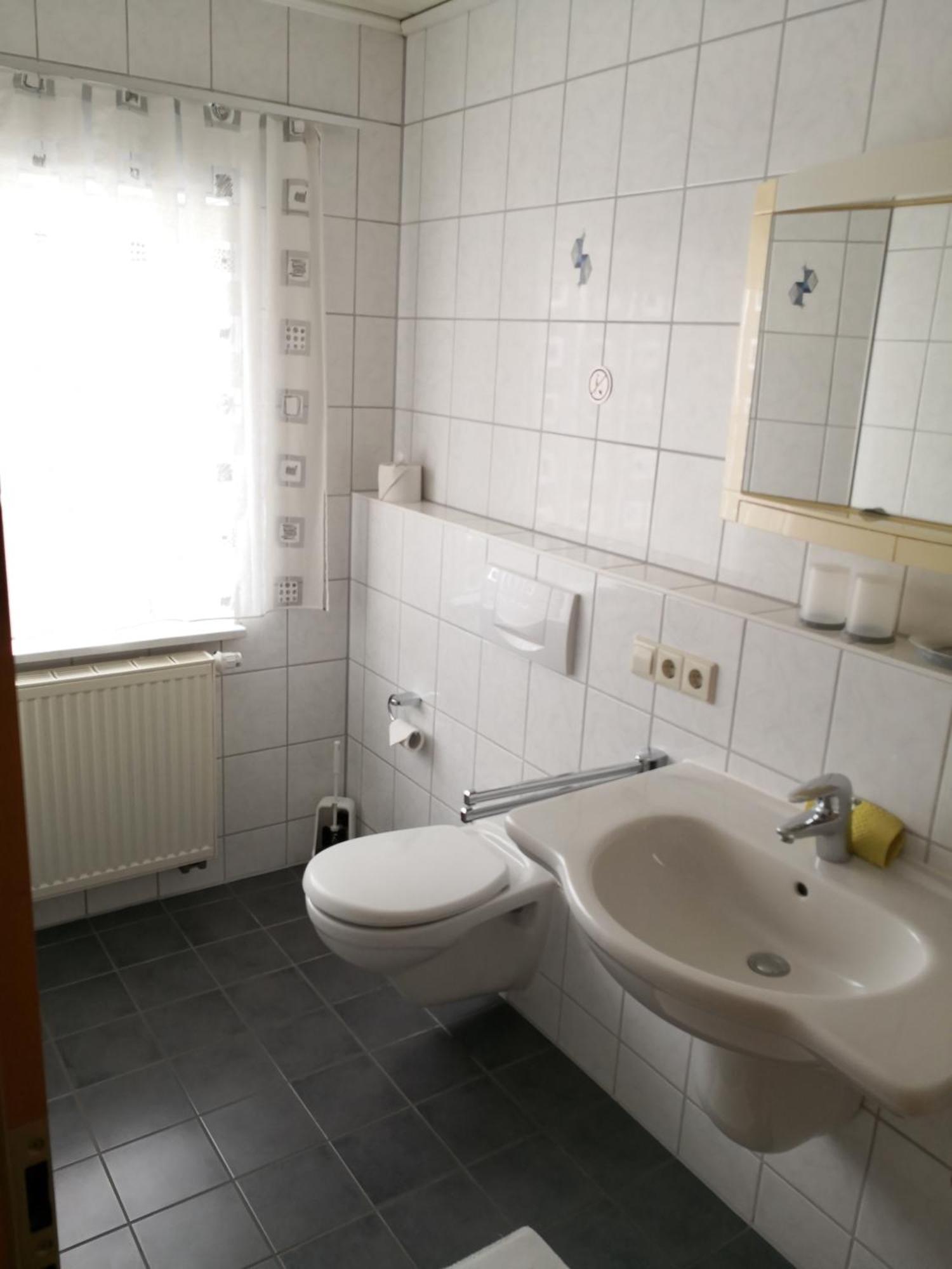 Gaestehaus Und Fewo Lamm Garni Blaubeuren Buitenkant foto